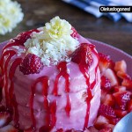 Mini layer cake de fresas y chocolate blanco