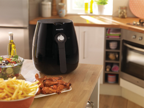 Philips Airfryer HD9220 Lifestyle01